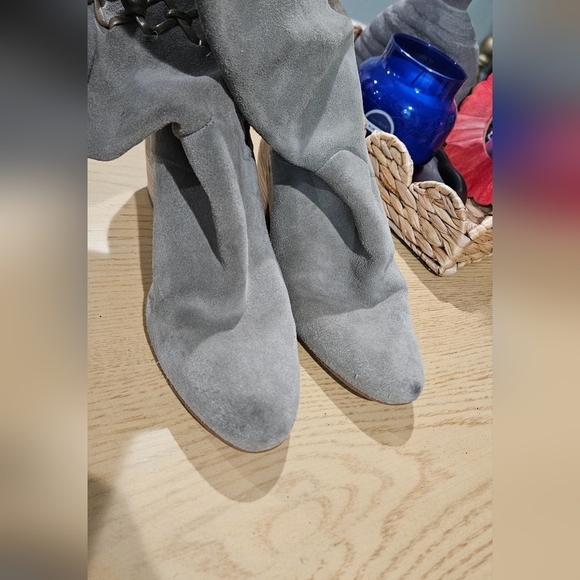 GIANNI BINI Leather/Suede Two Toned Braid Detail Knee High Boots. Olive.Size 7.5 - Picture 7 of 16